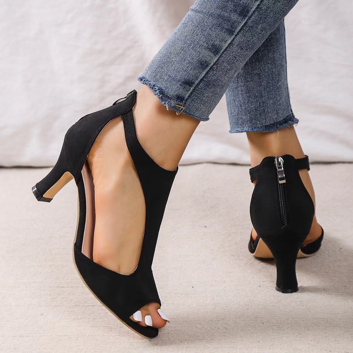 Sandalias de tacón alto de cue - Shoe Brush reseña y precio